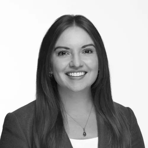 Jennifer Puza Headshot