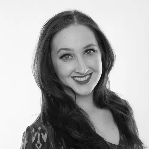 Rose Kautz Headshot