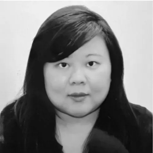 Tina Tsaur Headshot