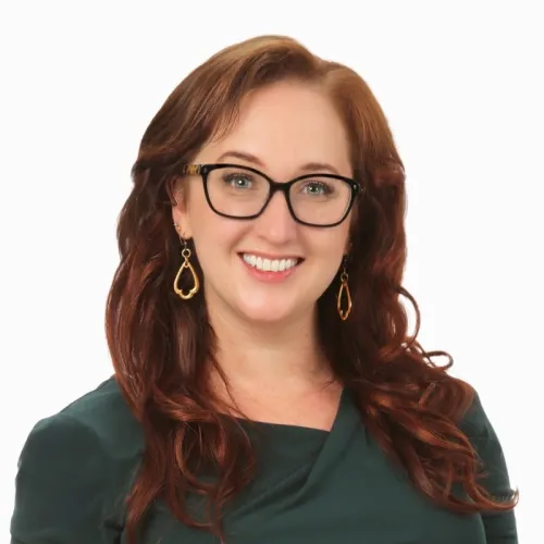 Rose Kautz Headshot