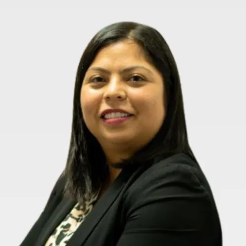 Estella Cisneros